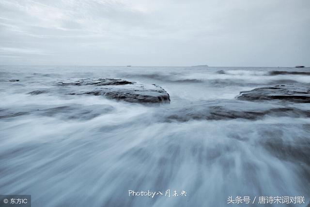 上联：同心协力齐筑梦，下联怎么对？