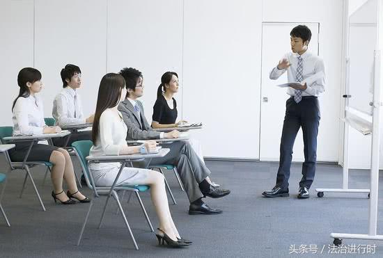大学生遭遇“培训贷”：工作合同变包含贷款培训协议