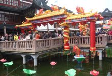 过年城隍庙过九曲桥-知道了吗?