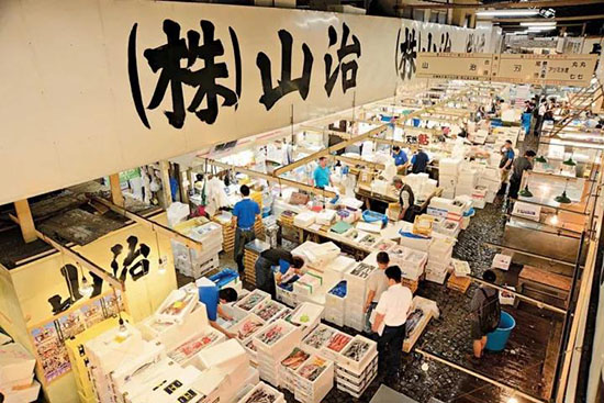 配图 比日本海鲜厂制度还自由的,是这些新鲜有味道的海鲜市场…