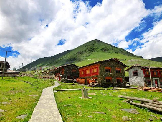 配图 四川的这个州,霸占了川西美景的半壁江山!