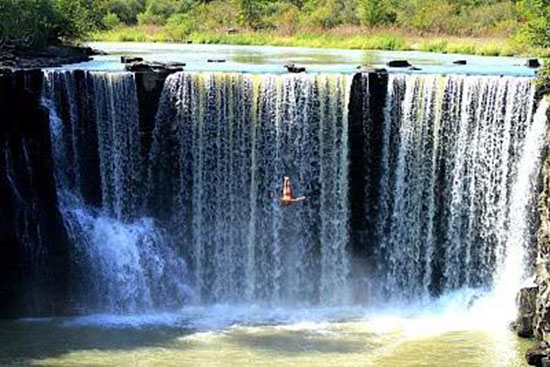 配图 绝美湖景,在夏季绝对值得专程一去
