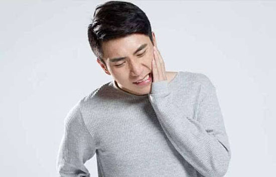 配图 口腔溃疡,到底是怎么了?