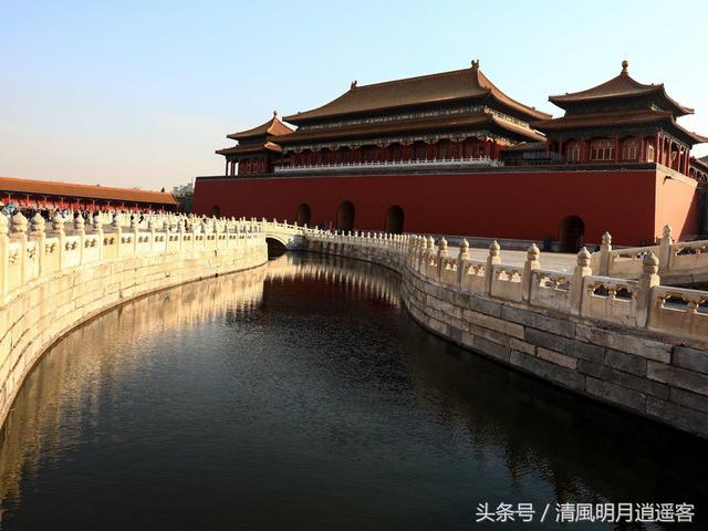 北京故宫深秋美,紫禁城里神兽多