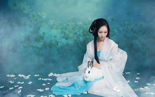 配图 她15岁嫁给皇帝,17岁被俘虏,被敌人侮辱了16年,再回国已成尸体