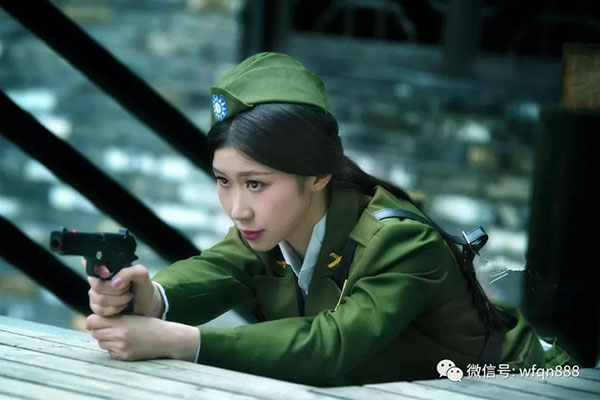 配图 美女特工潜伏大陆30年,从未被召回,只好和一农民生了8个孩子
