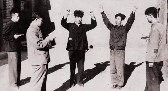 奇葩!细数建国后的“土皇帝” 奇葩!细数建国后的“土皇帝”