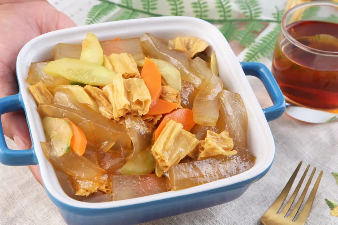 10分钟的家常小菜，柔润嫩滑、清新健康～