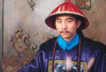 他是雍正器重的大臣,但他的师爷更受雍正器重,雍正常向师爷问好-知道了吗?