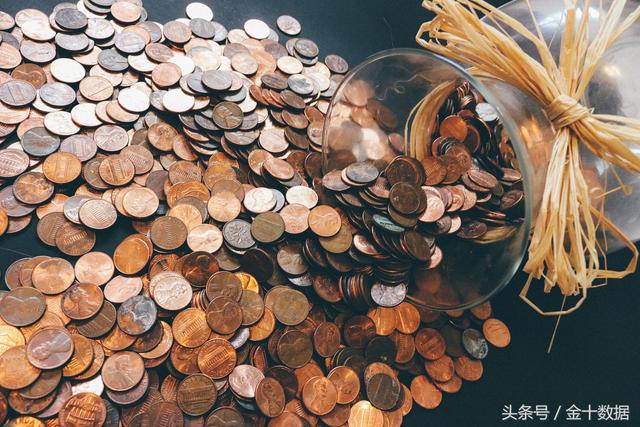 全球央行都紧盯中国！一旦中国抛售美债，全球行动或摧毁美国经济