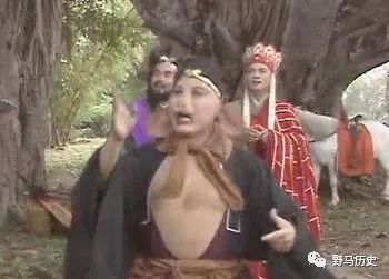 天蓬只是调戏了一下嫦娥，为何要被贬下凡间？玉帝：人家爹厉害