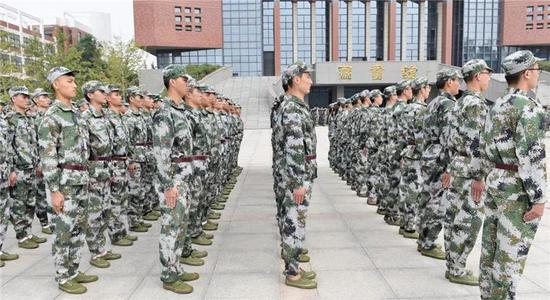河南各大高校军训风采照 你pick哪一个?(图)