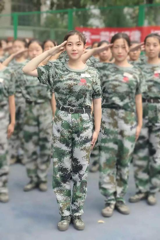 河南各大高校军训风采照 你pick哪一个?(图)