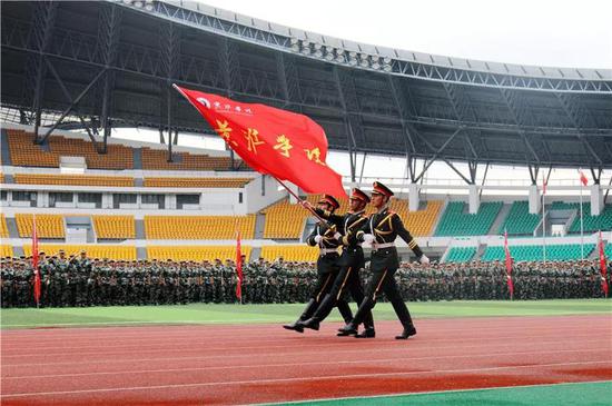 河南各大高校军训风采照 你pick哪一个?(图)